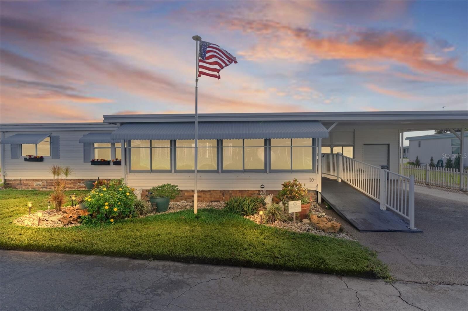 Property Photo: 20 Captains Point FL 34731