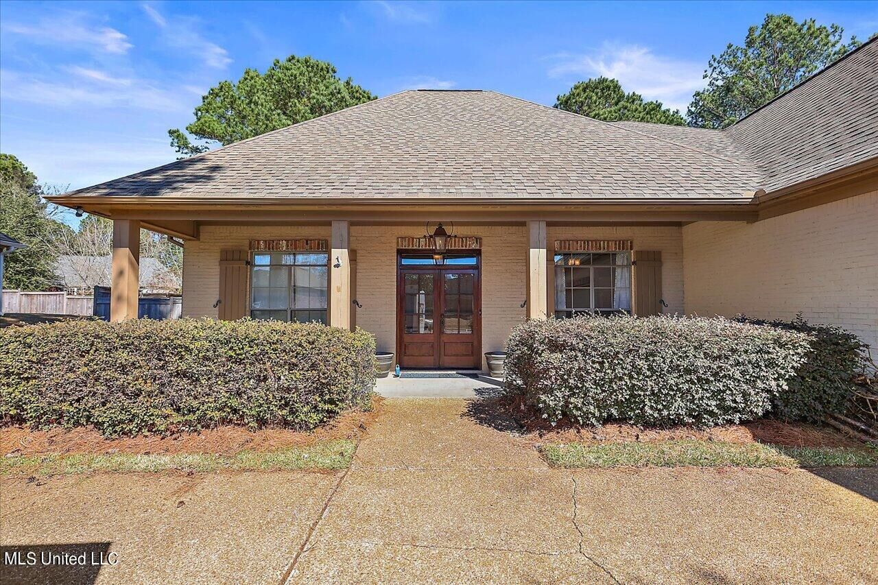 Property Photo: 132 Hartfield Drive MS 39110