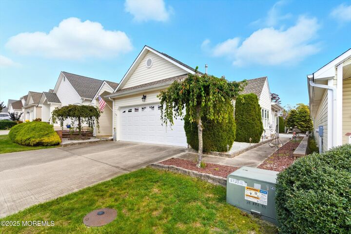 Property Photo:  53 Lookout Drive  NJ 08050 