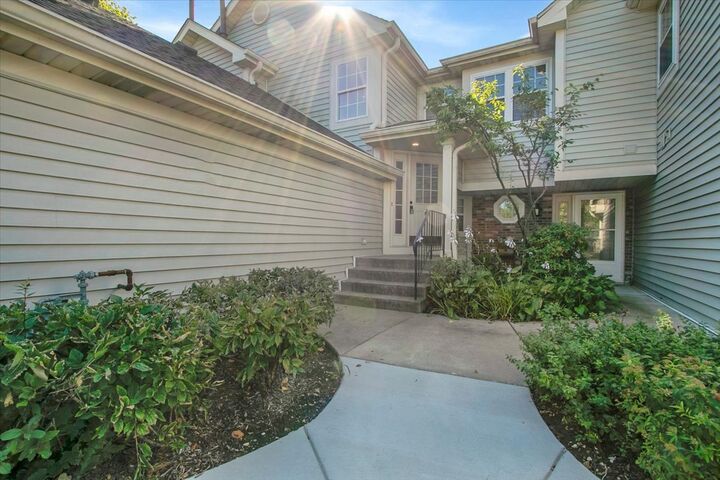 Property Photo:  1309 Coldspring Road 1309  IL 60188