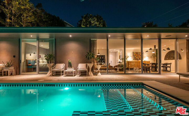 9210 Cordell Drive  West Hollywood CA 90069 photo