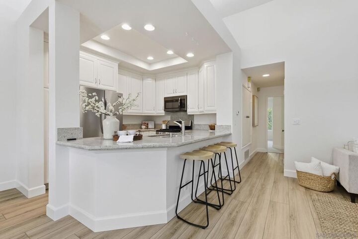 Property Photo: 162 Woodburne CA 92660
