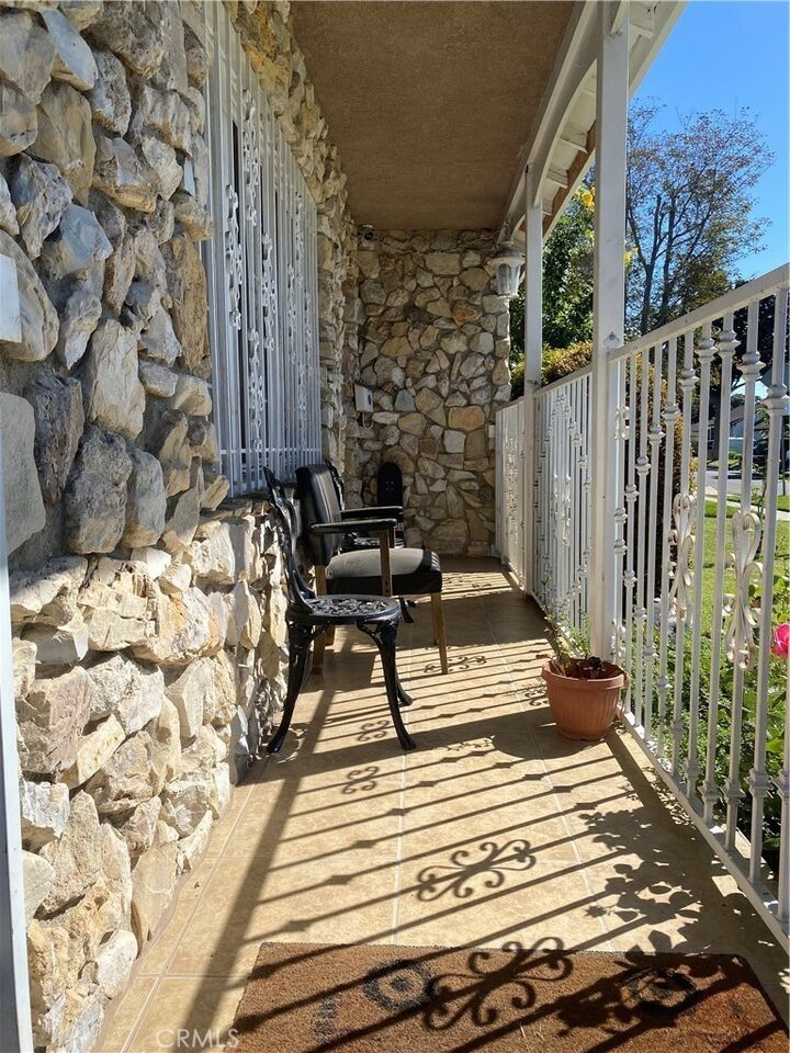 Property Photo: 1913 E McMillan CA 90221