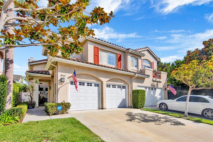 Property Photo: 18642 Park Glen CA 92648