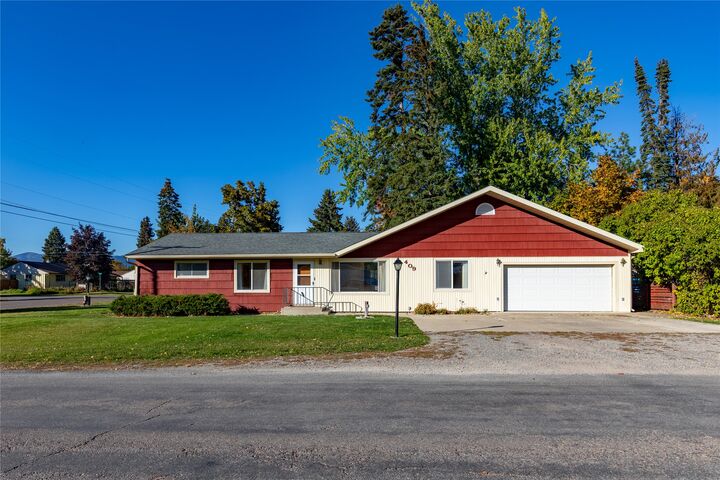 409 1st Street  Columbia Falls MT 59912 photo