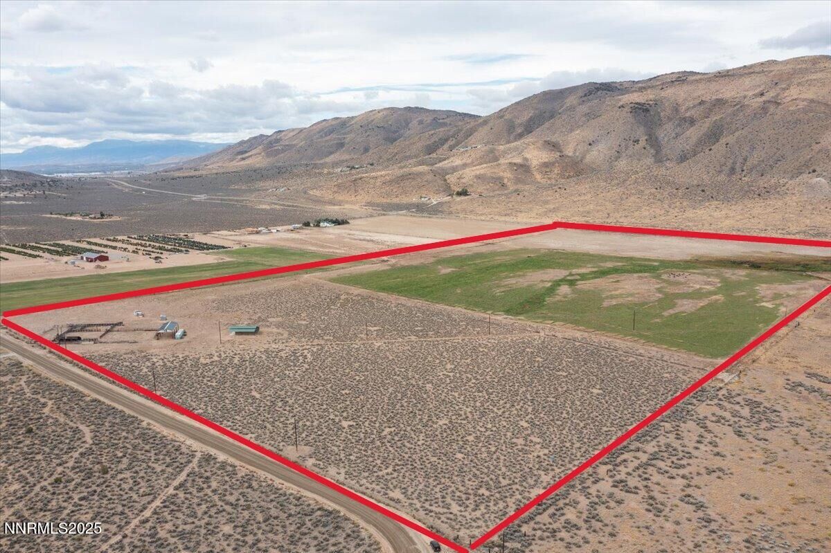 Property Photo:  4055 Bacon Rind Road  NV 89510 
