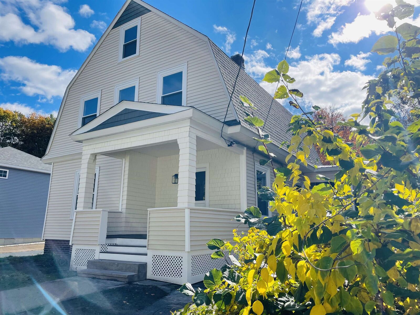 Property Photo: 118 W Hillcrest Avenue NH 03103