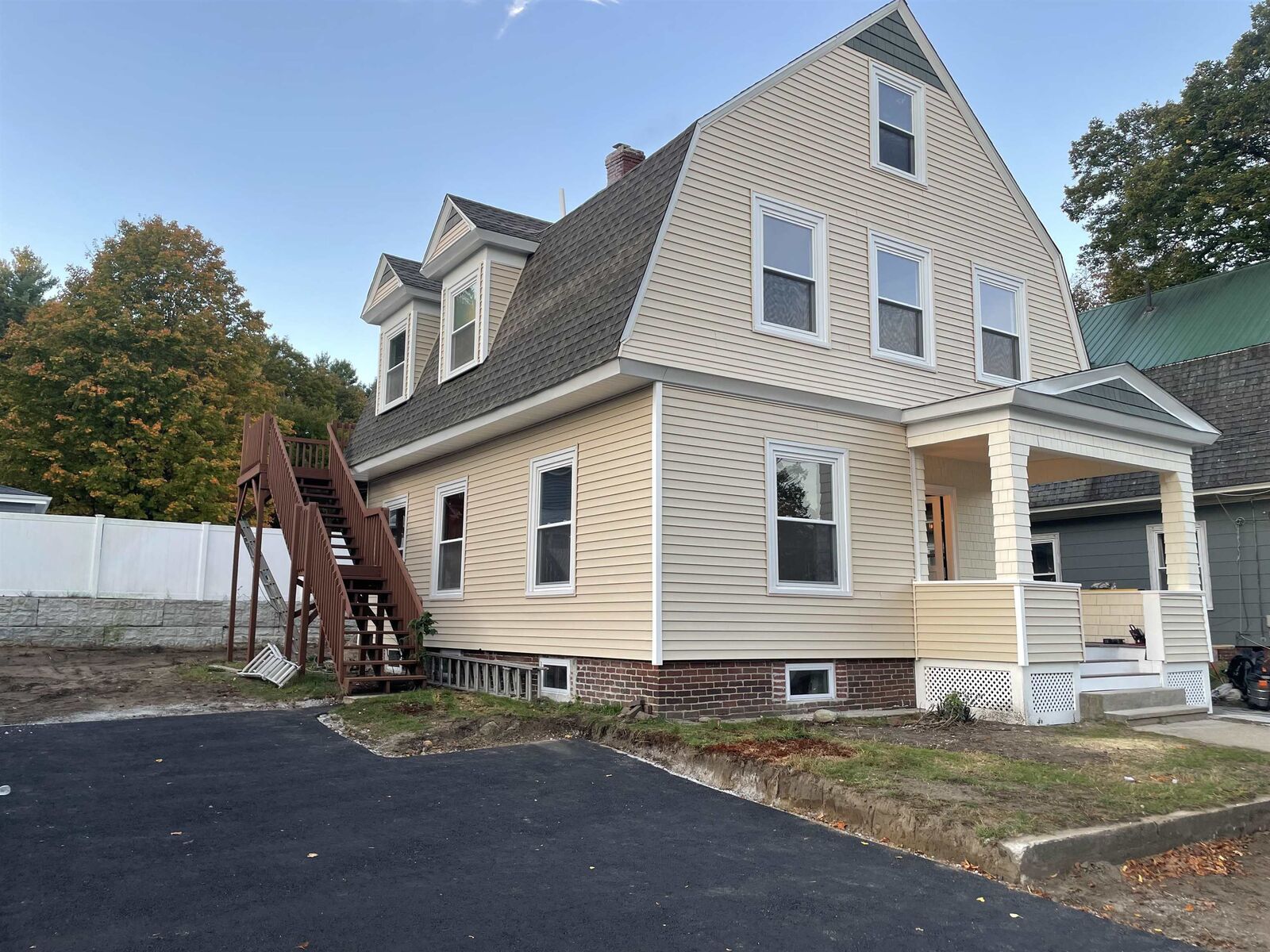 Property Photo: 118 W Hillcrest Avenue NH 03103