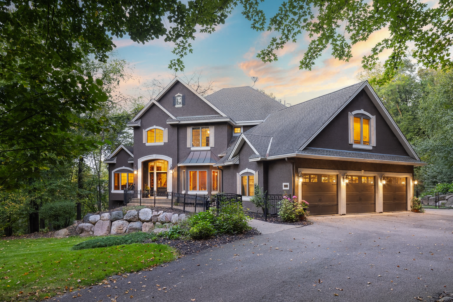 Property Photo:  6155 Murray Court  MN 55331 