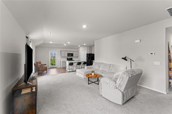 Property Photo: 3217 E Hagen Street AR 72761