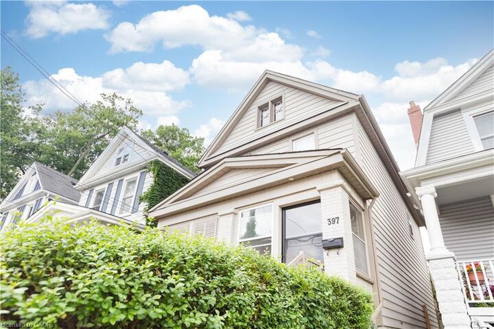 Property Photo:  397 Bay Street N 1  ON L8L 1M9