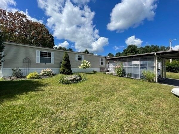 Property Photo:  322 Poplar Ave  MA 01566