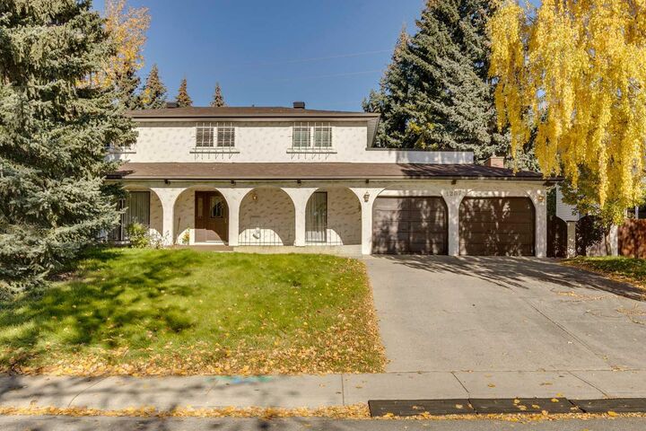 1257 Varsity Estates Road NW  Calgary AB T3B 2W3 photo