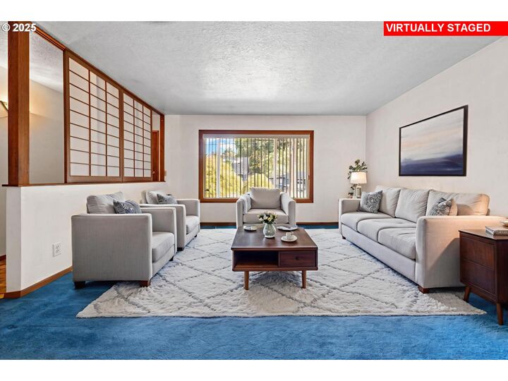 Property Photo:  8504 NE Eugene St NE  OR 97220 