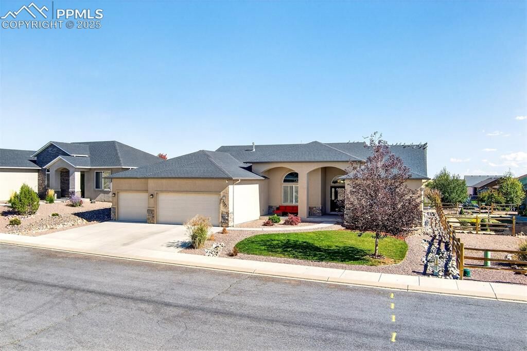 Property Photo:  3542 Saddle Drive  CO 81212 