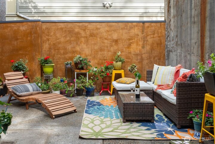 752  Bellevue Avenue E 107  Seattle WA 98102 photo