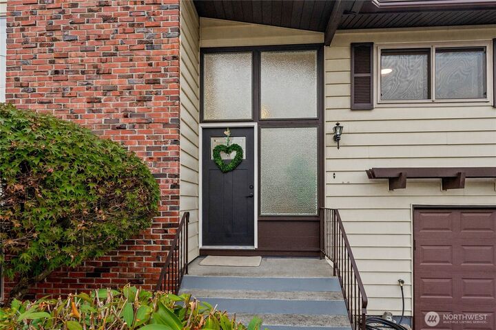 Property Photo:  20625  9th Avenue S  WA 98198 