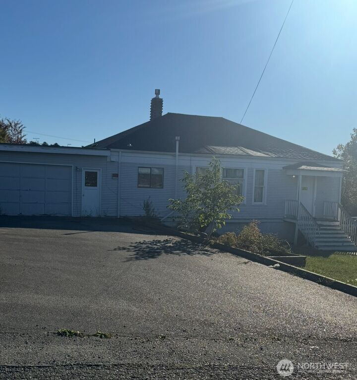 970 SE  Pasek  Oak Harbor WA 98277 photo