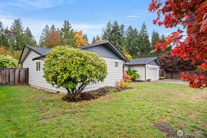 Property Photo: 8410 64th Avenue E WA 98371