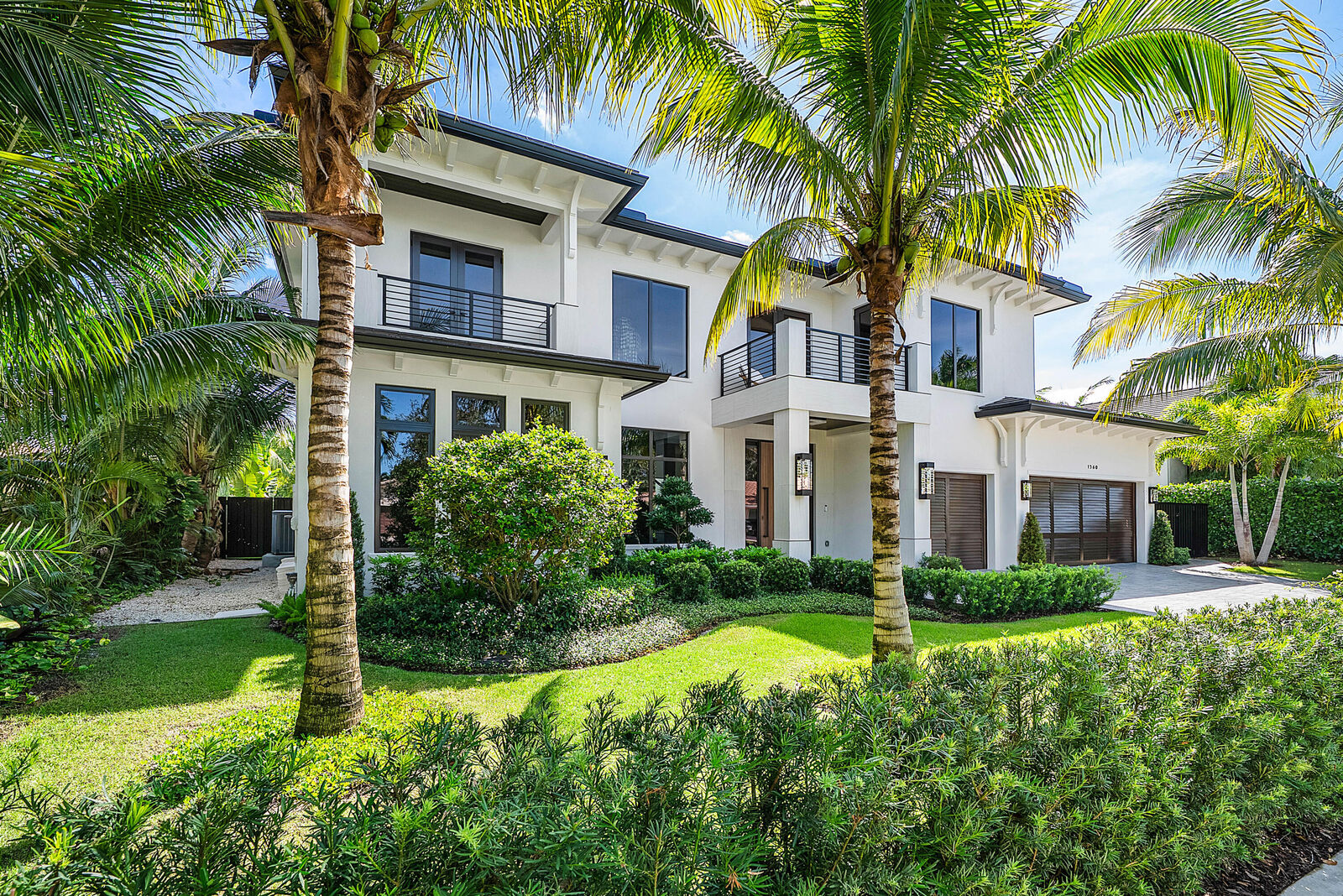 Property Photo:  1560 SW 6th Avenue SW  FL 33486 