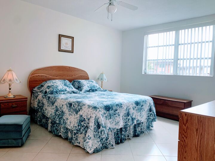 Property Photo:  2800 NW 47th Terrace 304B  FL 33313 