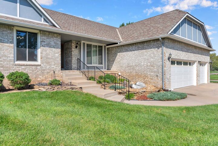 2331 N Ridge Club Cir  Wichita KS 67205 photo