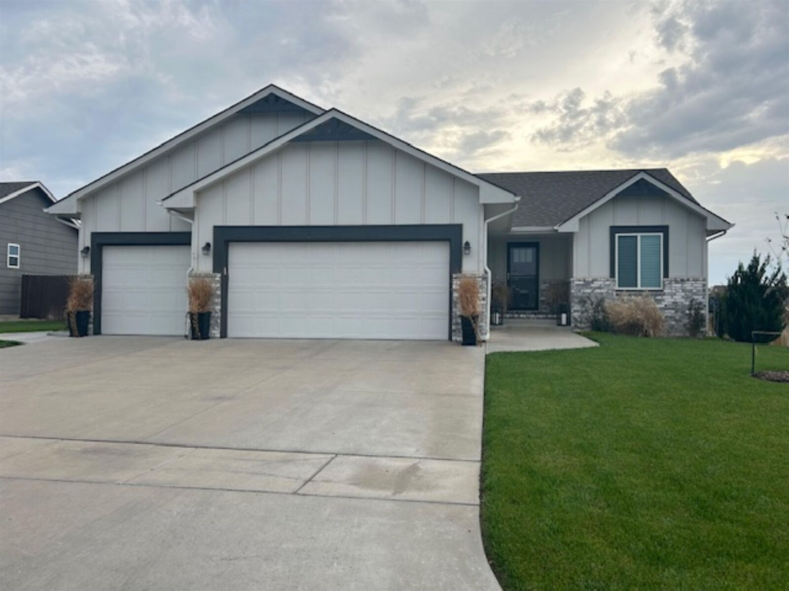Property Photo: 1612 N Bellick St KS 67235