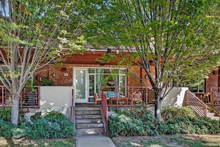 580 Manzana Place  San Jose CA 95112 photo