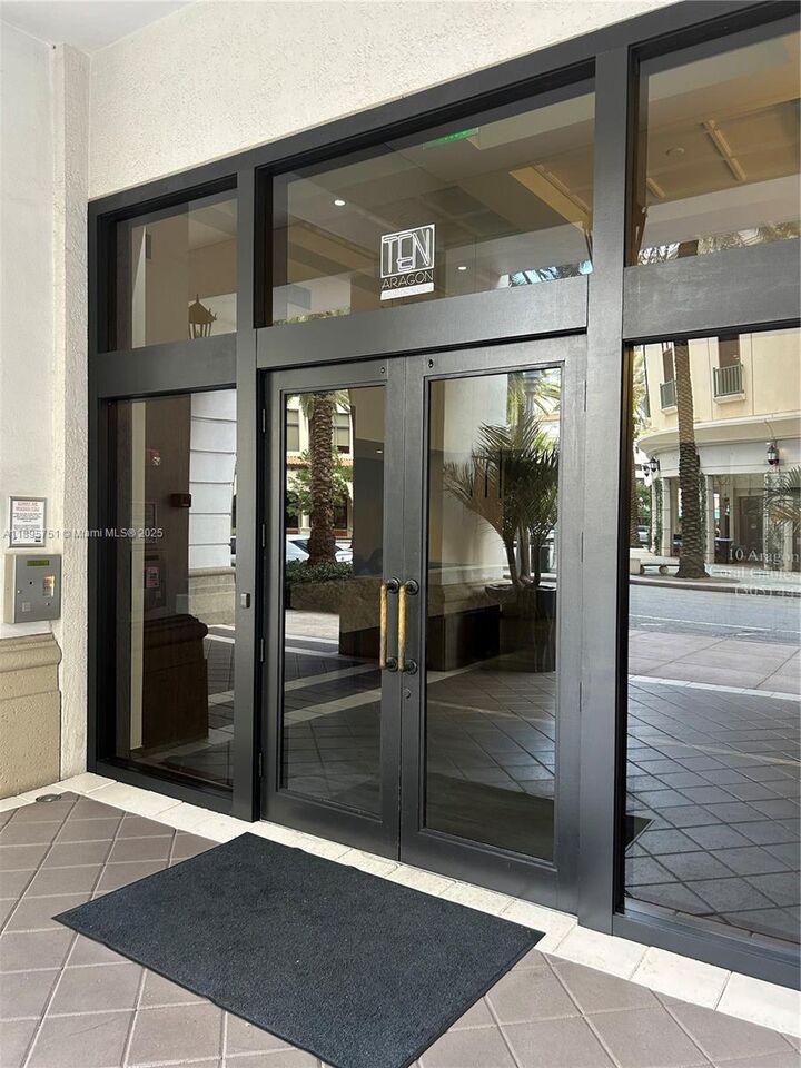 10 Aragon Ave 814  Coral Gables FL 33134 photo