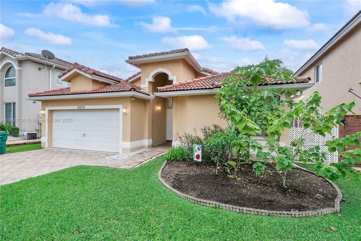 Property Photo: 10350 SW 166th Ct FL 33196