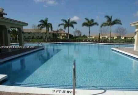 Property Photo: 3395 NE 10th St 101 FL 33033