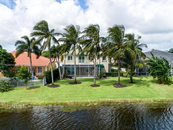 Property Photo: 3560 Moon Bay Cir FL 33414