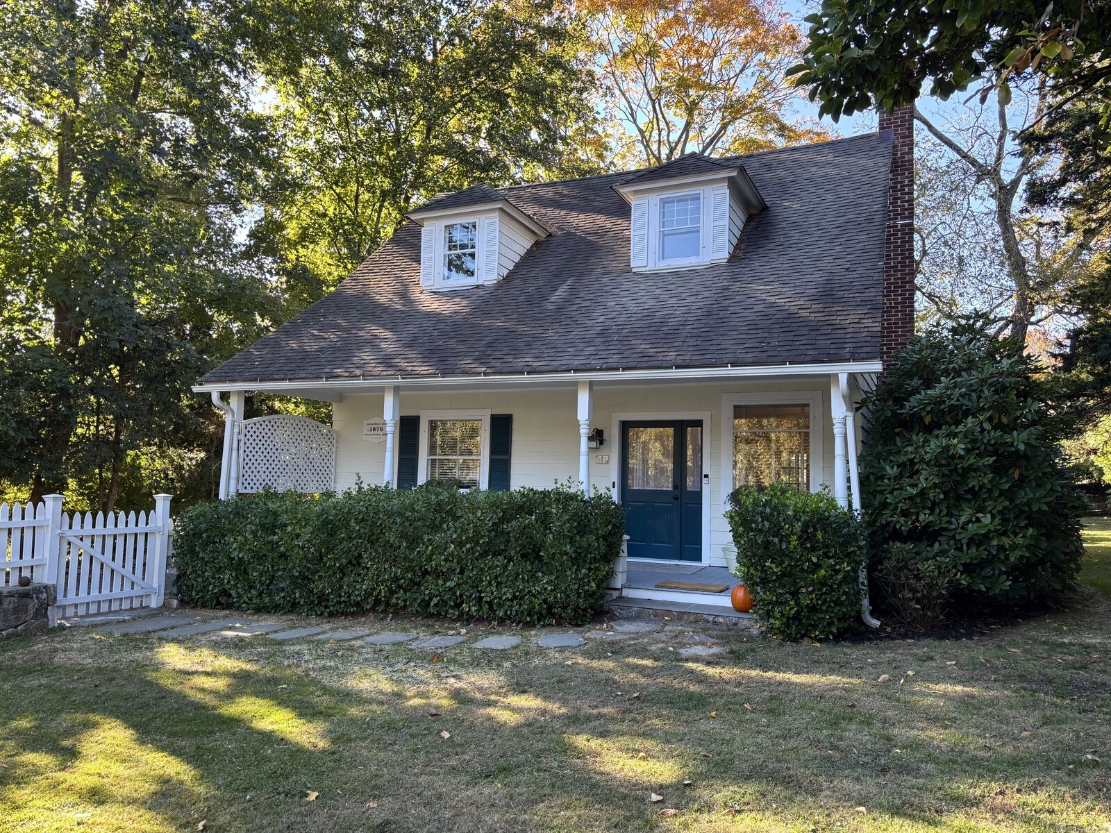 Property Photo: 63 Kings Highway North CT 06880
