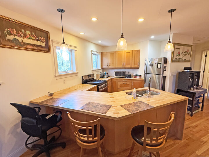Property Photo:  75 Maple Street  CT 06790 