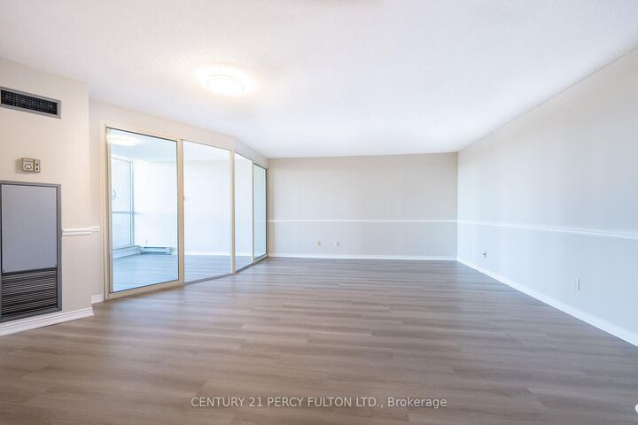 Property Photo: 20 Guildwood Parkway 1416 ON M1E 5B6