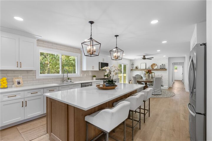 Property Photo: 105 Belmont Drive SC 29644