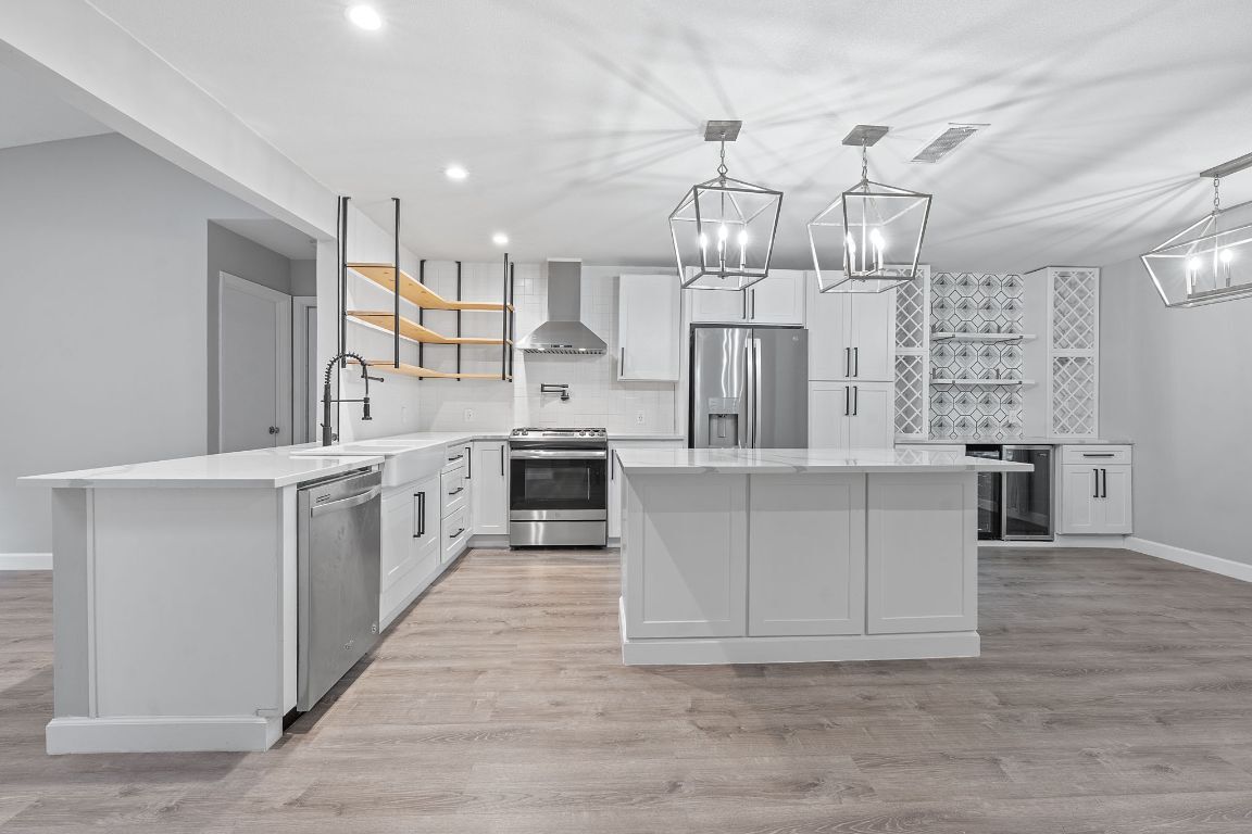Property Photo: 609 Blackberry Drive TX 78745