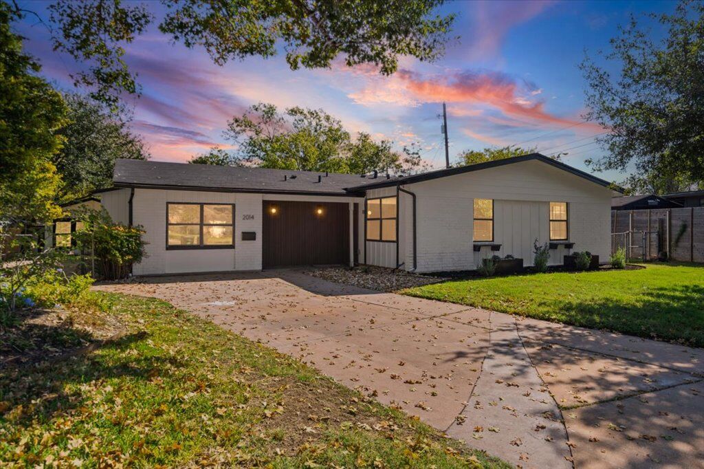 Property Photo: 2014 Hardy Circle TX 78757