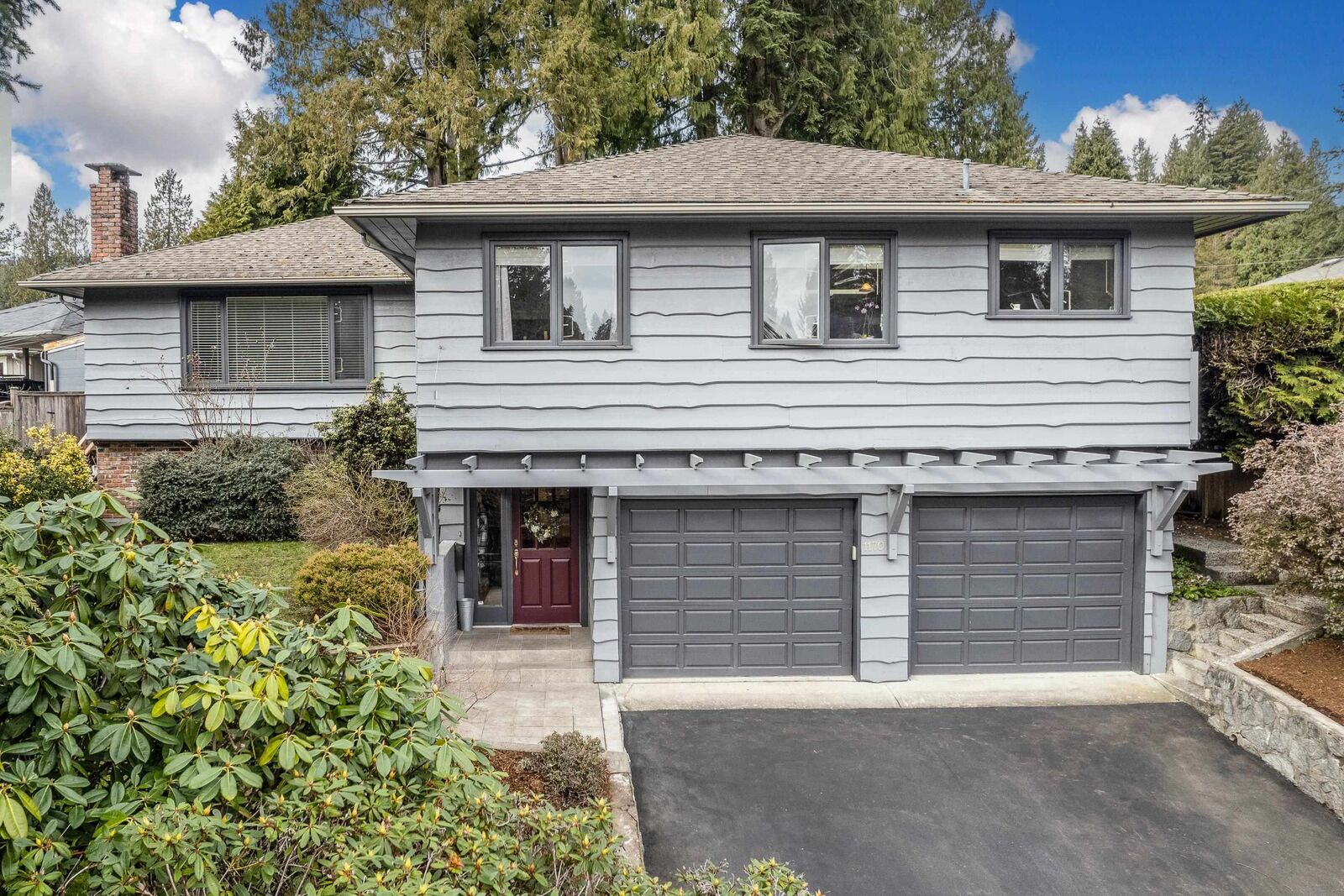 Property Photo: 1170 Kendal Place BC V7R 1T4