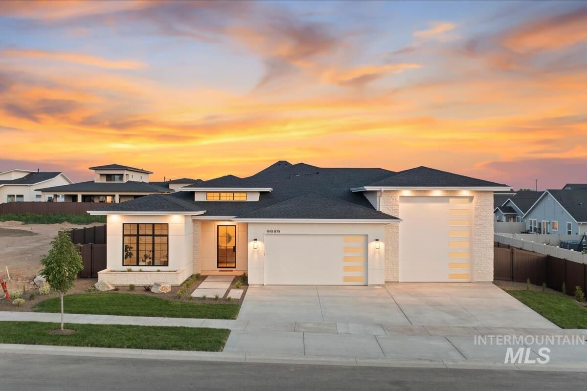 Property Photo: 9989 W Bouvardia St ID 83669