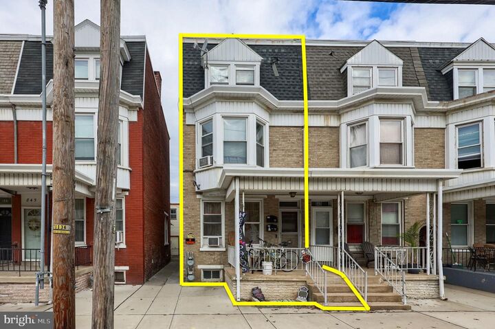 847 E Philadelphia Street  York PA 17403 photo