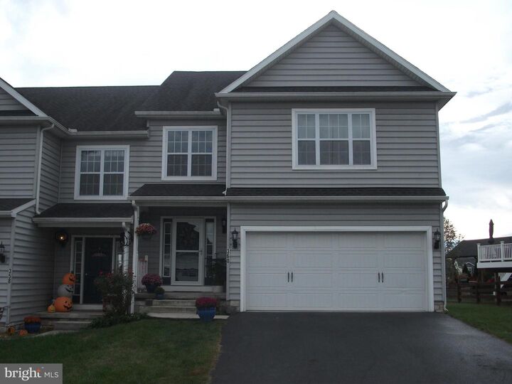 360 Friendship Lane  Gettysburg PA 17325 photo