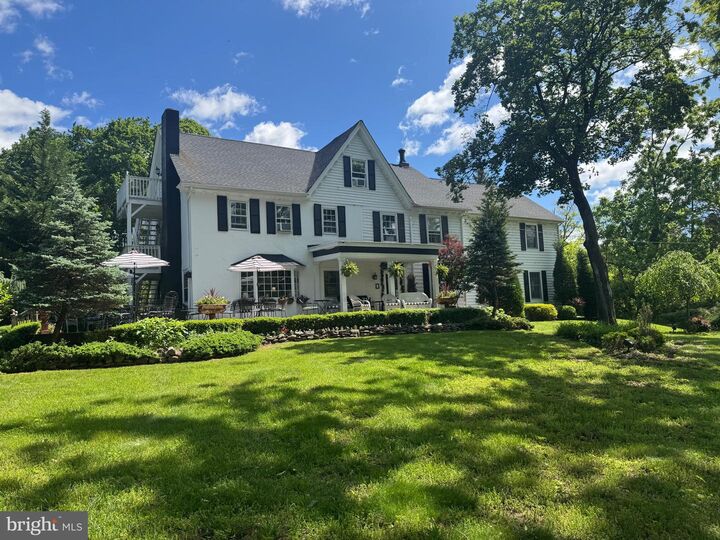 Property Photo: 1324 River Road PA 18938