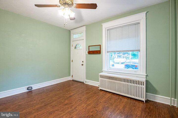 Property Photo: 212 State Street PA 19607