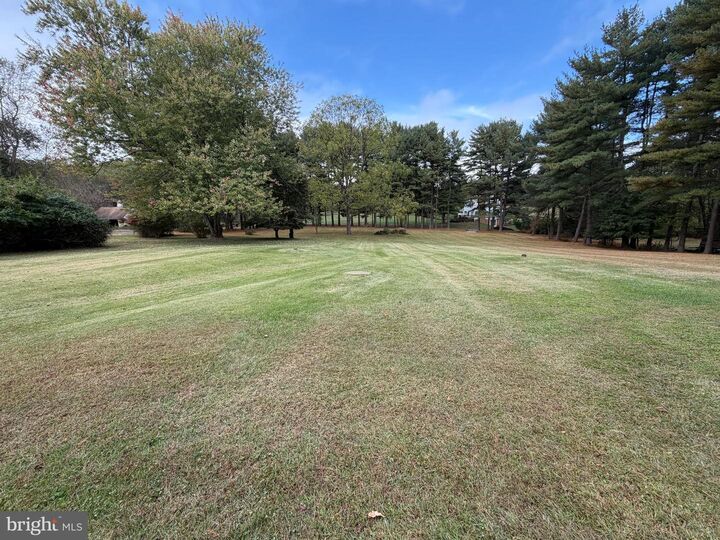 Property Photo: 4 Pheasant Wood Court MD 21120