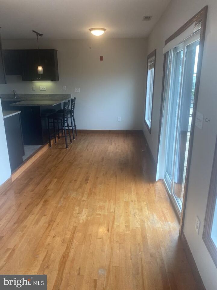 Property Photo: 443 Millwood Avenue 2 VA 22601