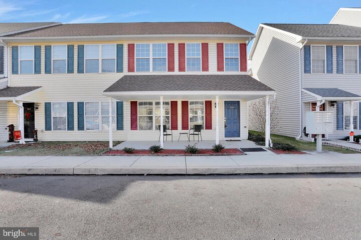 Property Photo: 120 S Earl Street PA 17257