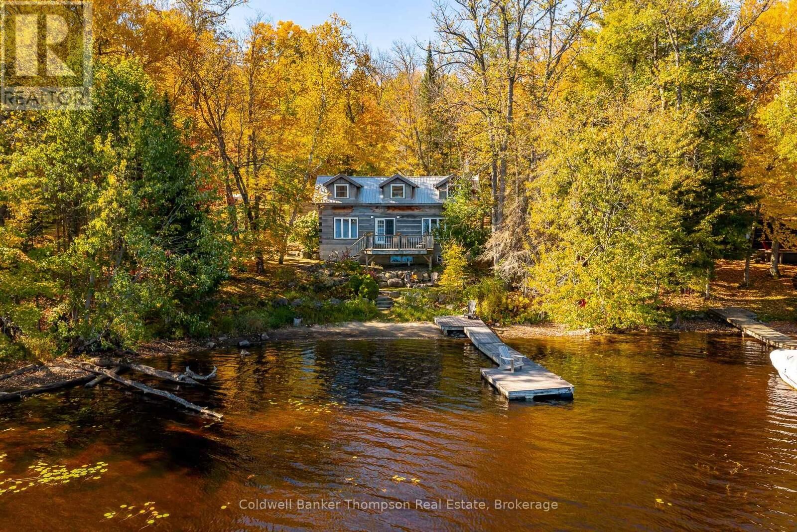 Property Photo:  18 Port Vernon Lane  ON P1H 2J2