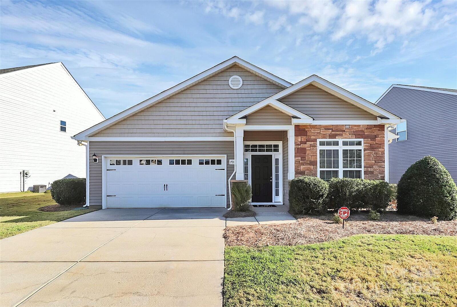 Property Photo: 7016 Solares Drive NC 28215