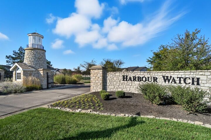 Property Photo: 5626 Baywatch Way OH 45040
